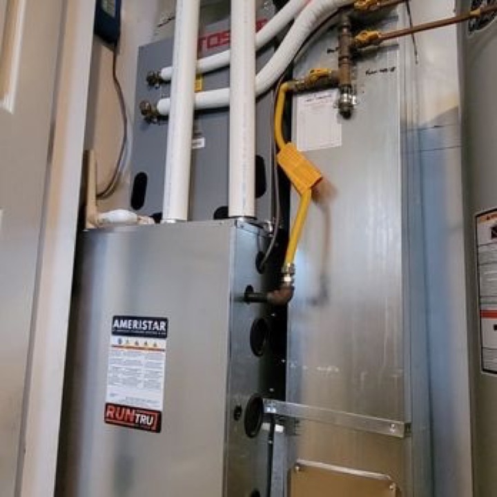 Ameristar natural gas furnace with venting and gas connections